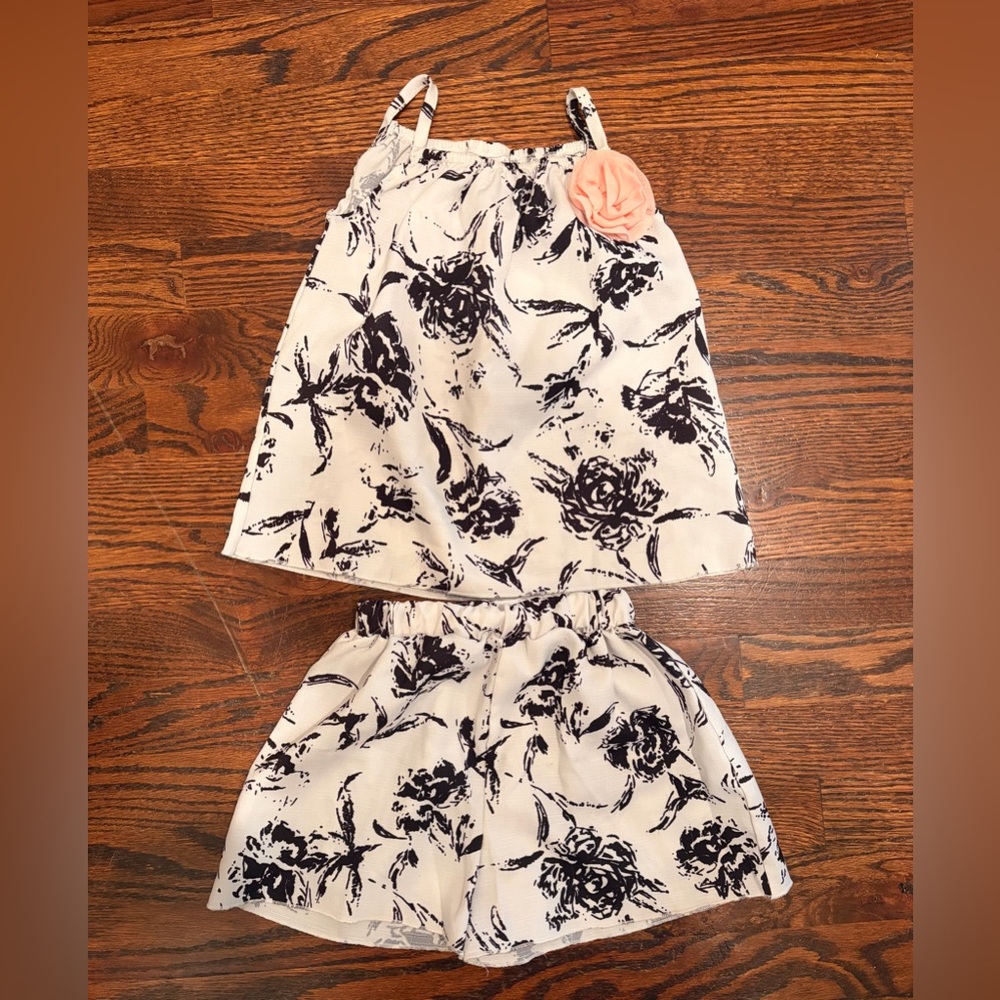 Mud kingdom Floral Kids Matching Set - Black and White